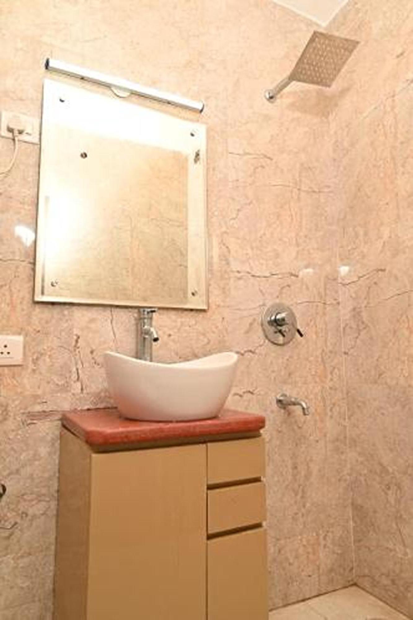 Hotel Aravali Residency New Delhi