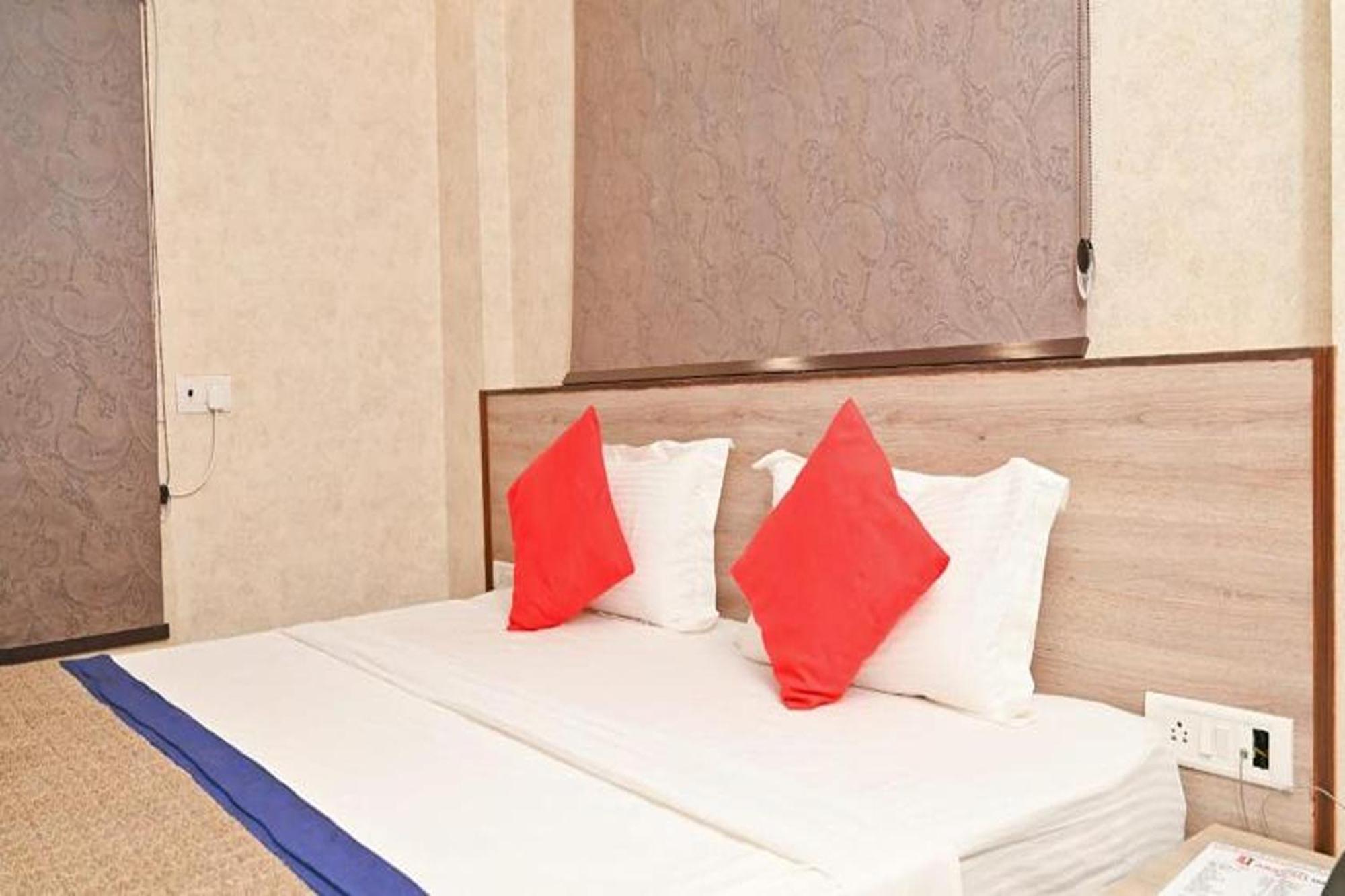 Aravali Residency 4*