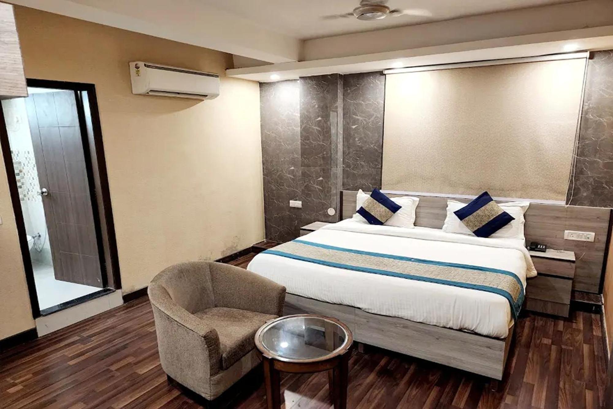 Aravali Residency 4*